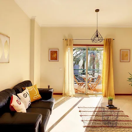 דירה Theos By Lovelystay פונשל