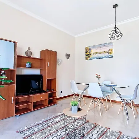 Apartament Theos By Lovelystay Funchal (Madeira)