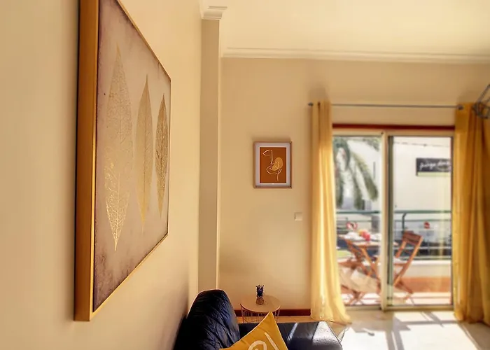 Theos By Lovelystay Apartment *