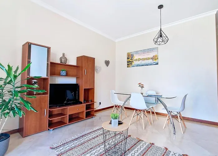 Apartment Theos By Lovelystay Funchal (Madeira)